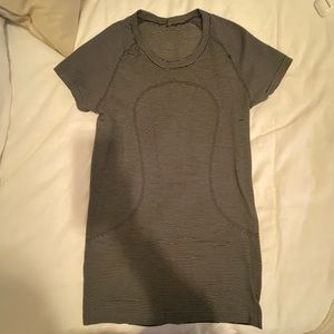 Lululemon Swifty tech crew